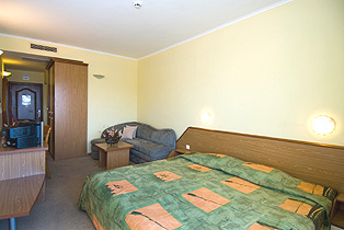 Hrizantema Hotel Sunny beach - photo 8